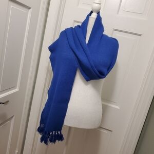NWT Brittany Aldean Royal Blue Large Chunky Knit Scarf, Classic